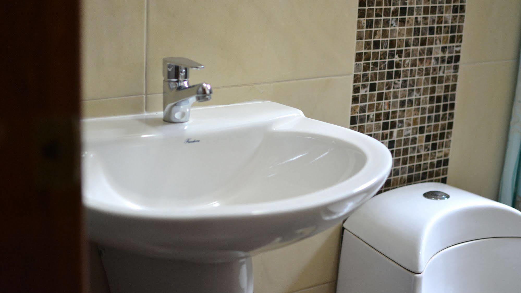 Dc Suites Aeropuerto Guayaquil Kültér fotó