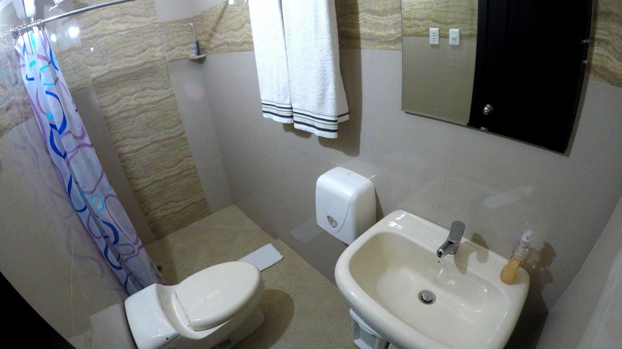 Dc Suites Aeropuerto Guayaquil Kültér fotó